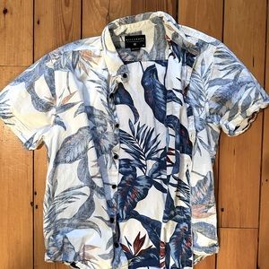 Men’s Billabong shirt size M